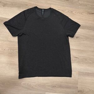 Lululemon Athletica Black Short Sleeve Tee